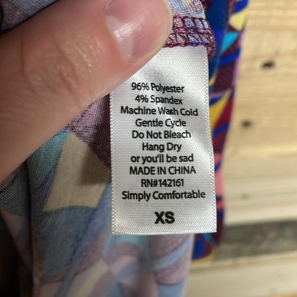 LulaRoe size XS Colorful Geometric Pattern Carly High-low Dress with Pocket - Picture 6 of 7